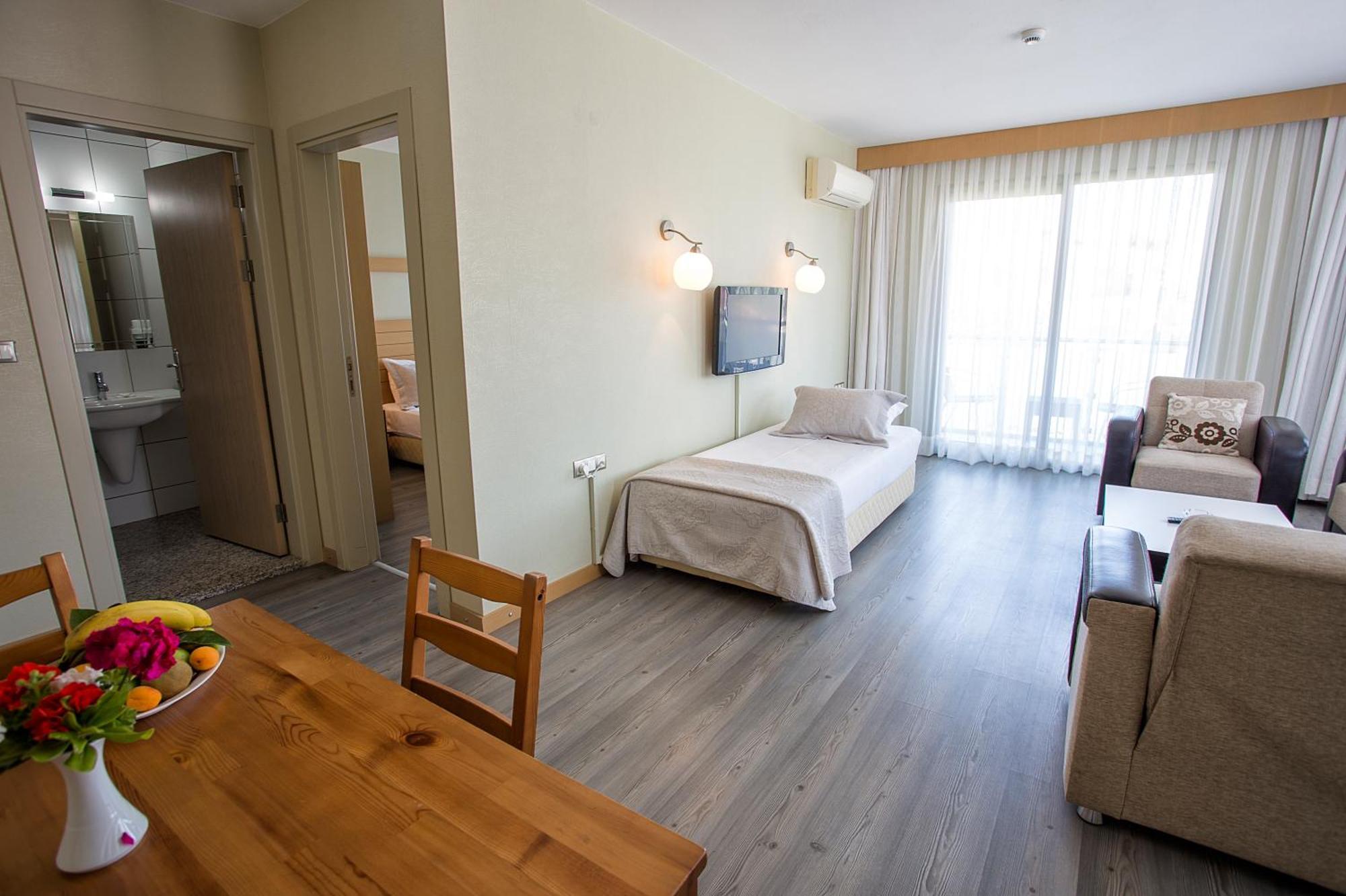 Cilek Marina Otel Çeşme 外观 照片